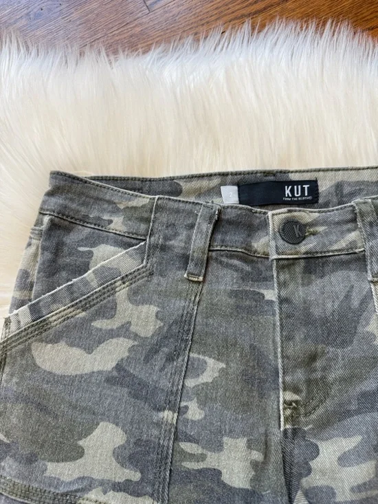 Kut From the Kloth Alice Denim Shorts either Released - Picture 3 of 6